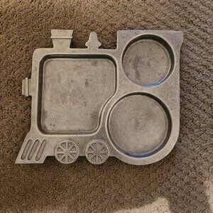 VINTAGE YORK Metalcrafters 1975 Pewter Child's TRAIN-shaped Food Dish Tray Plate